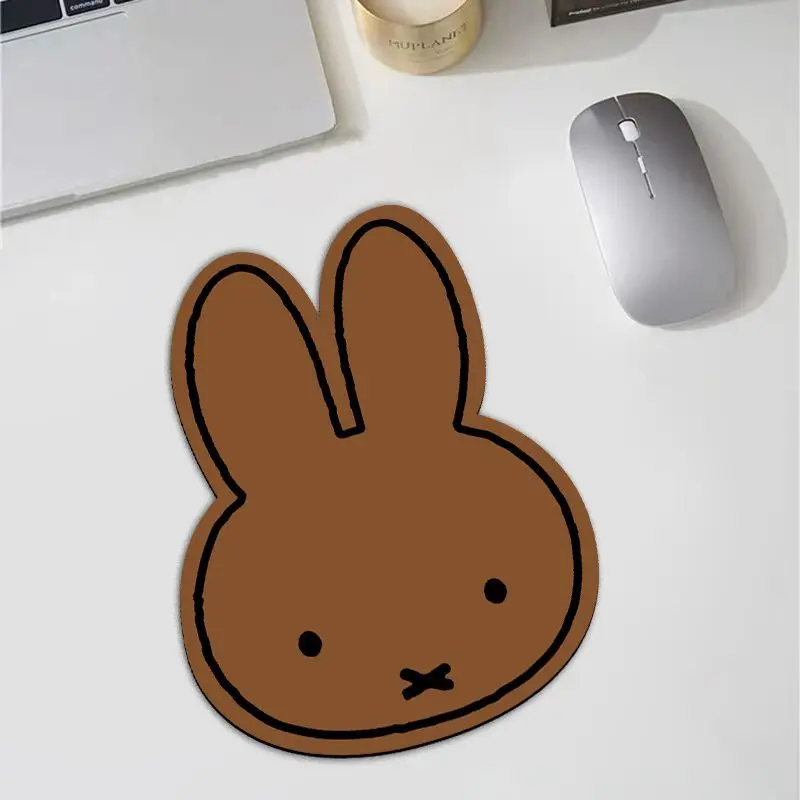Mouse Pad em Forma de Coelho M - Esports Gaming Desk avaliação e preço